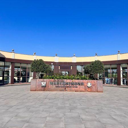 Holidays Homes Rome Golf Appartamenti Marco Simone Aeb Экстерьер фото
