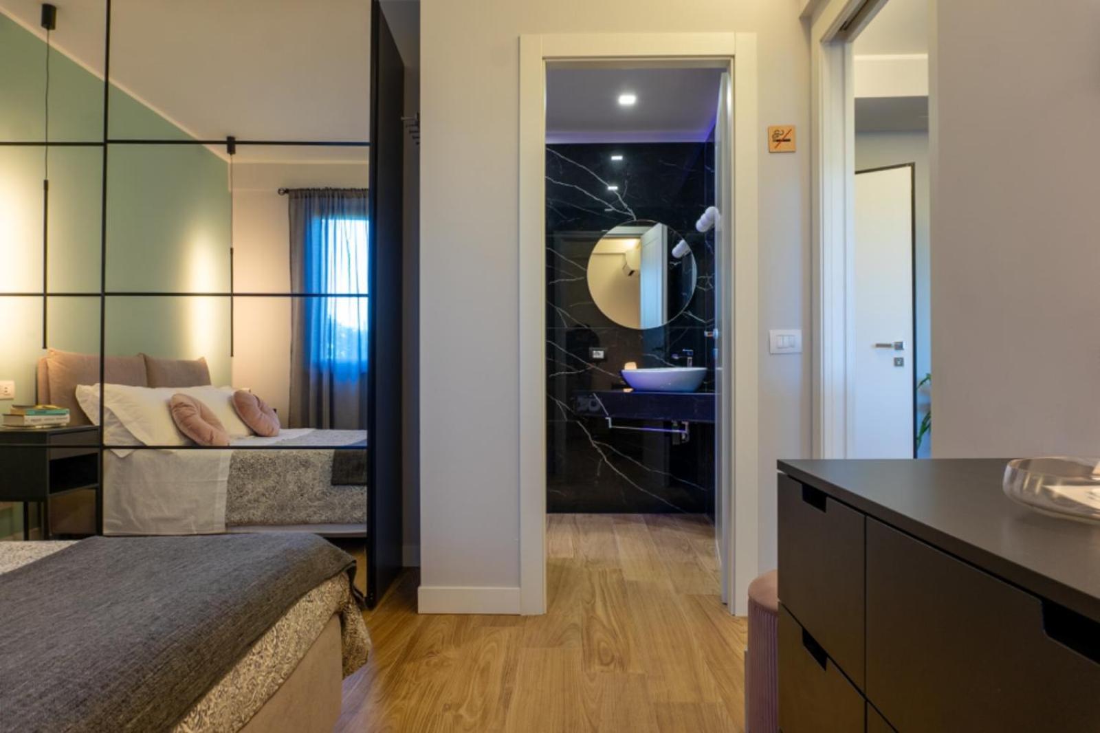 Holidays Homes Rome Golf Appartamenti Marco Simone Aeb Экстерьер фото